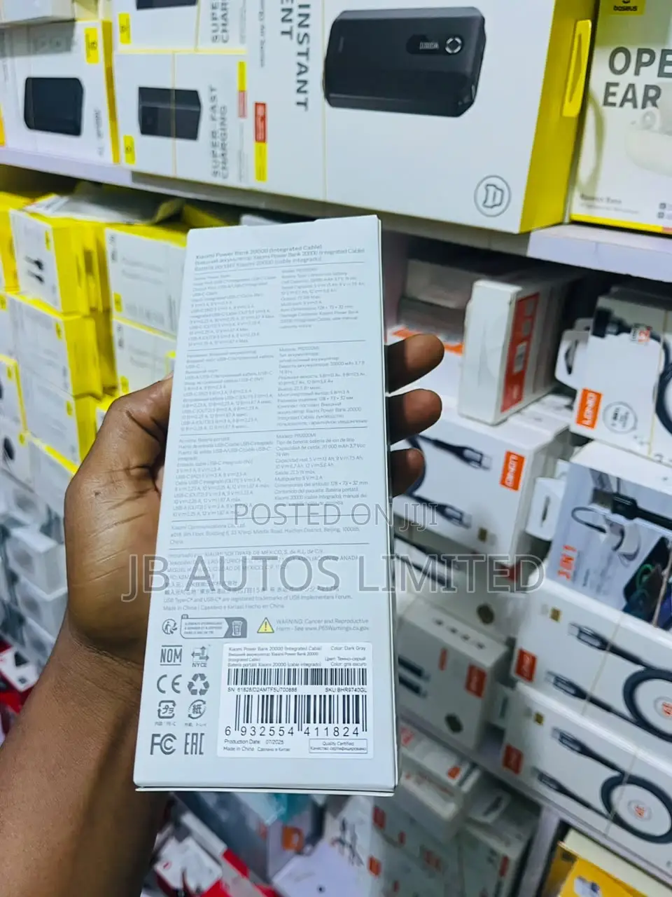 MI Xiaomi Power Bank 20000mah (Integrated Cable)