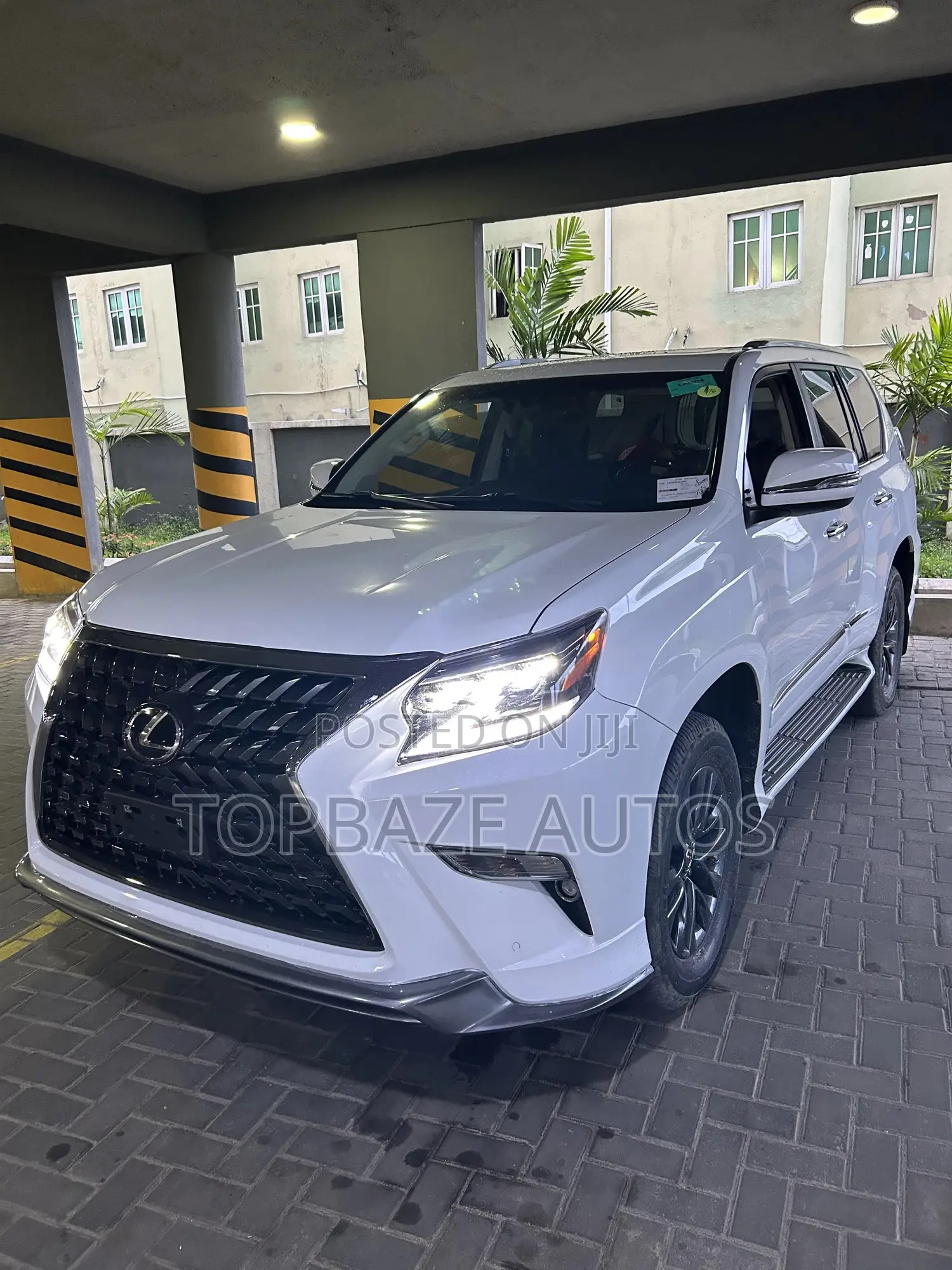 Lexus GX 460 Luxury 2015 White