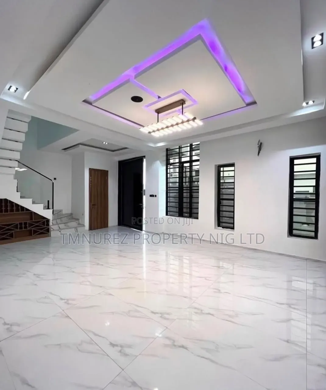 5bdrm Duplex in Chevron for rent