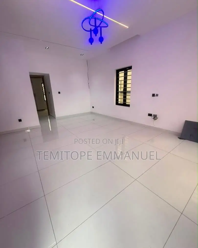 Furnished 4bdrm Duplex in Sangotedo for sale