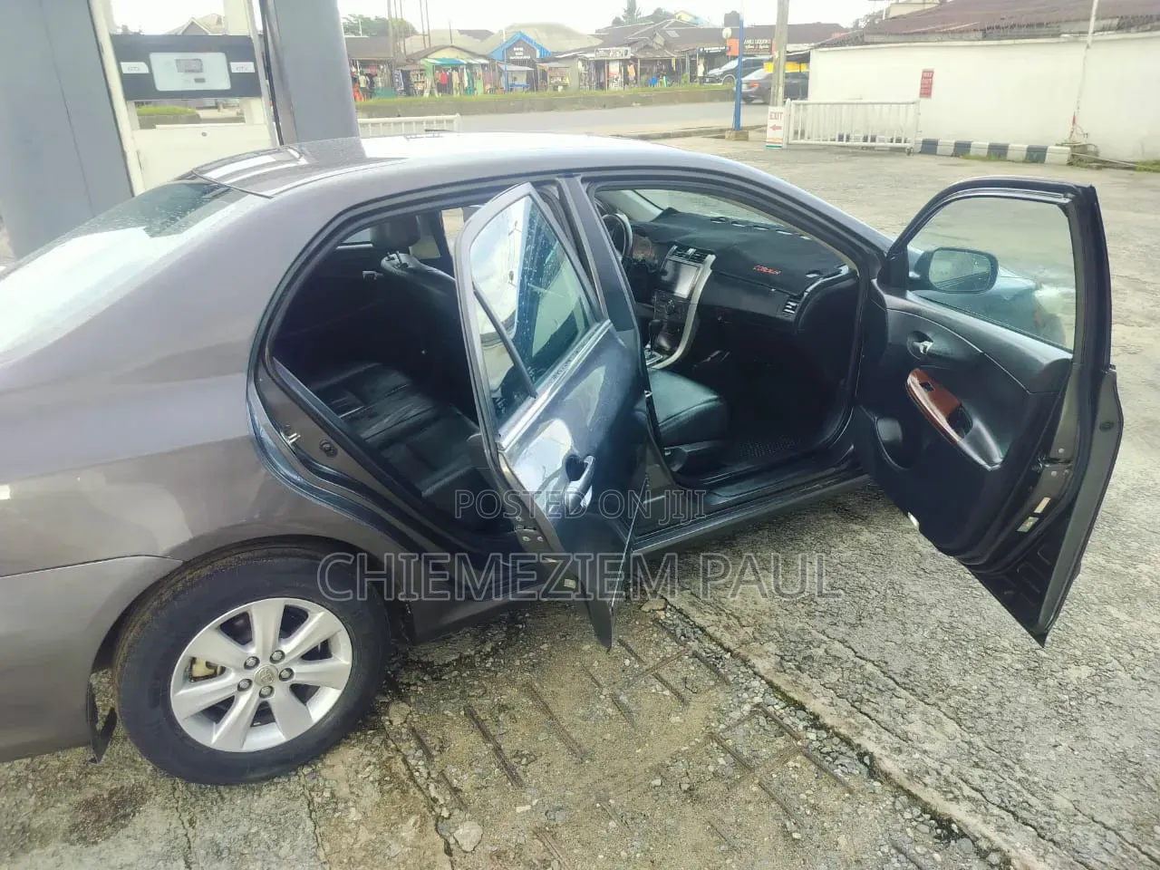 Toyota Corolla 2012 Gray