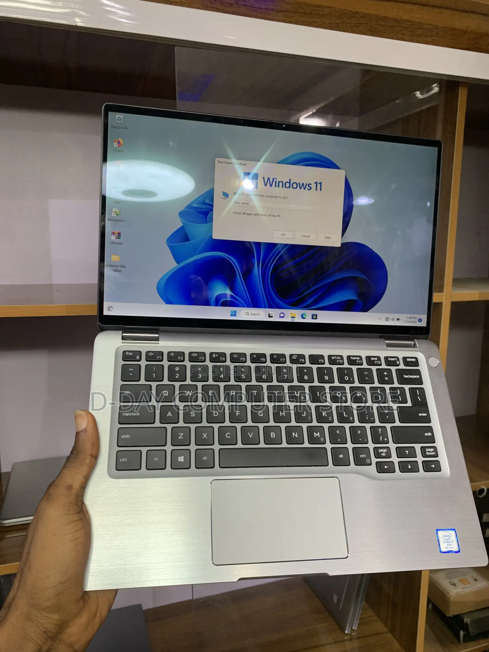 Laptop Dell Latitude 7400 2-in-1 16GB Intel Core i7 SSD 256GB