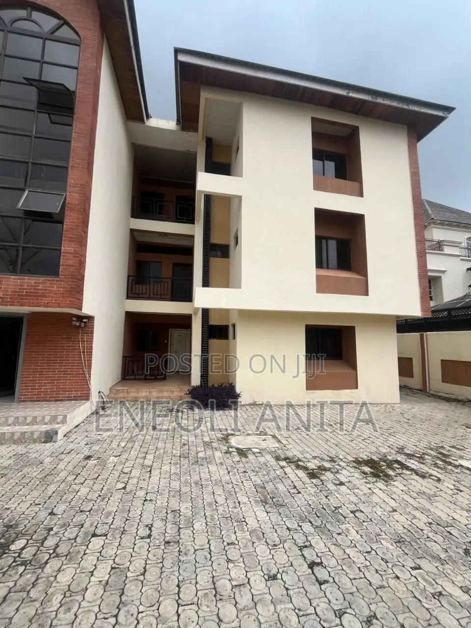 3bdrm Block of Flats in Maitama for rent