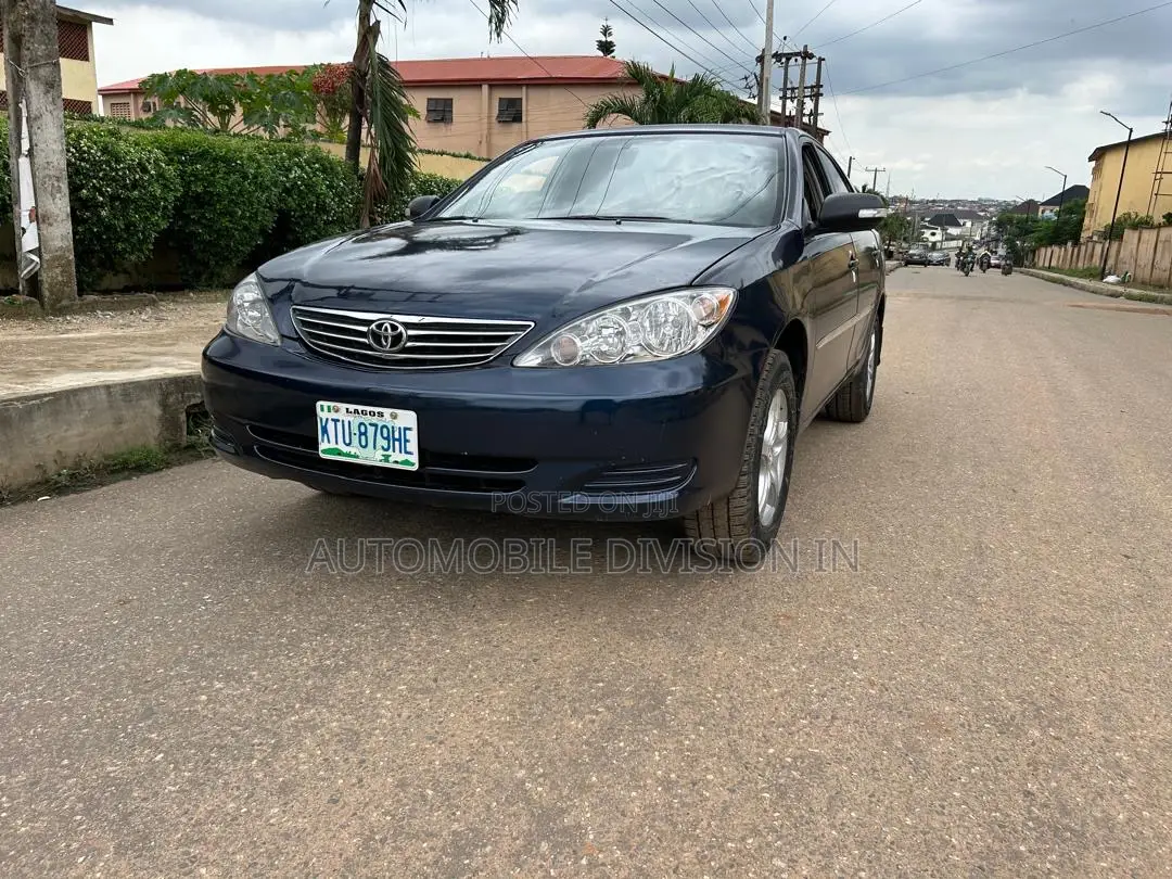 Toyota Camry 2006 Blue