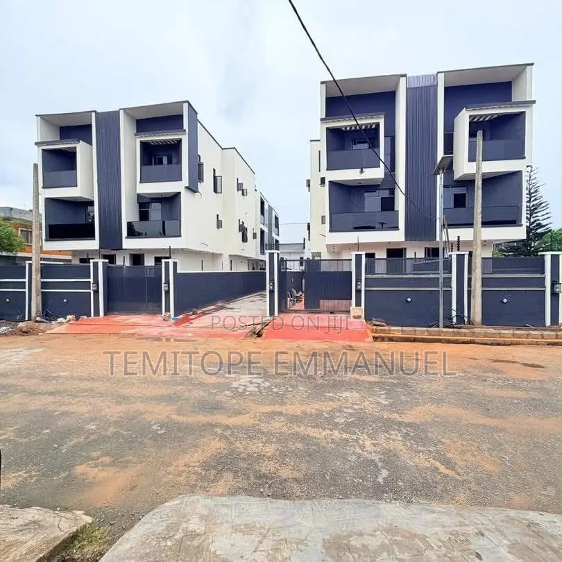 Furnished 4bdrm Duplex in Adeniyi Jones for sale