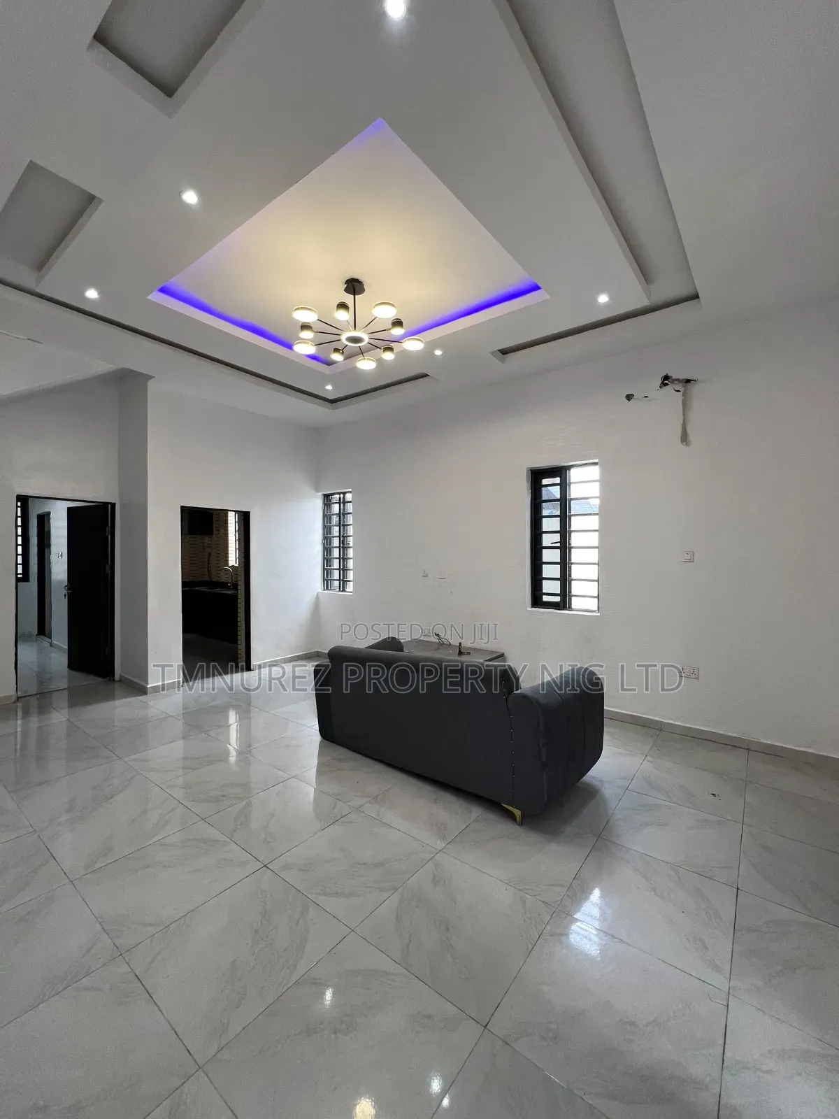 3bdrm Duplex in Chevron for rent