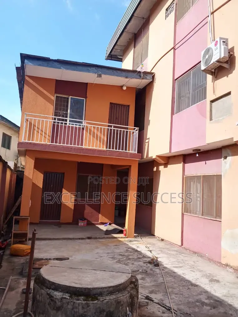 3bdrm Block of Flats in Egbeda Lagos for sale