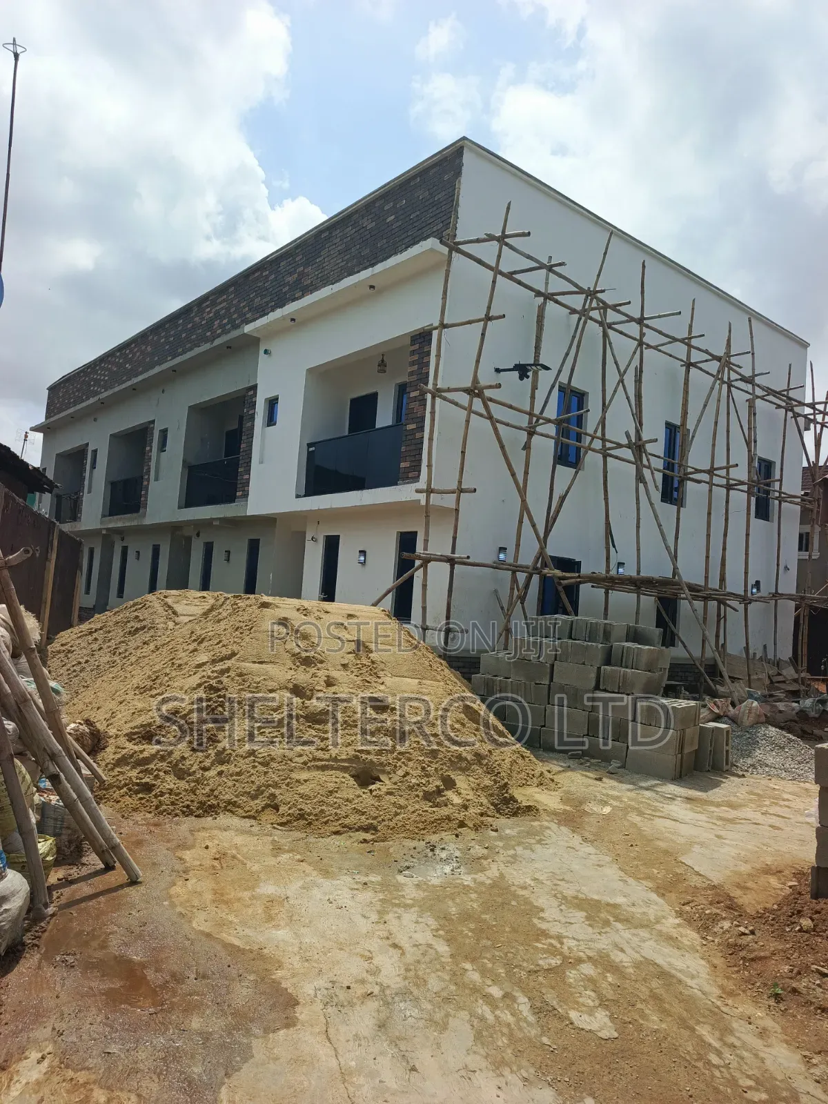 Furnished 3bdrm Duplex in Gated, Tared And, Mende for sale