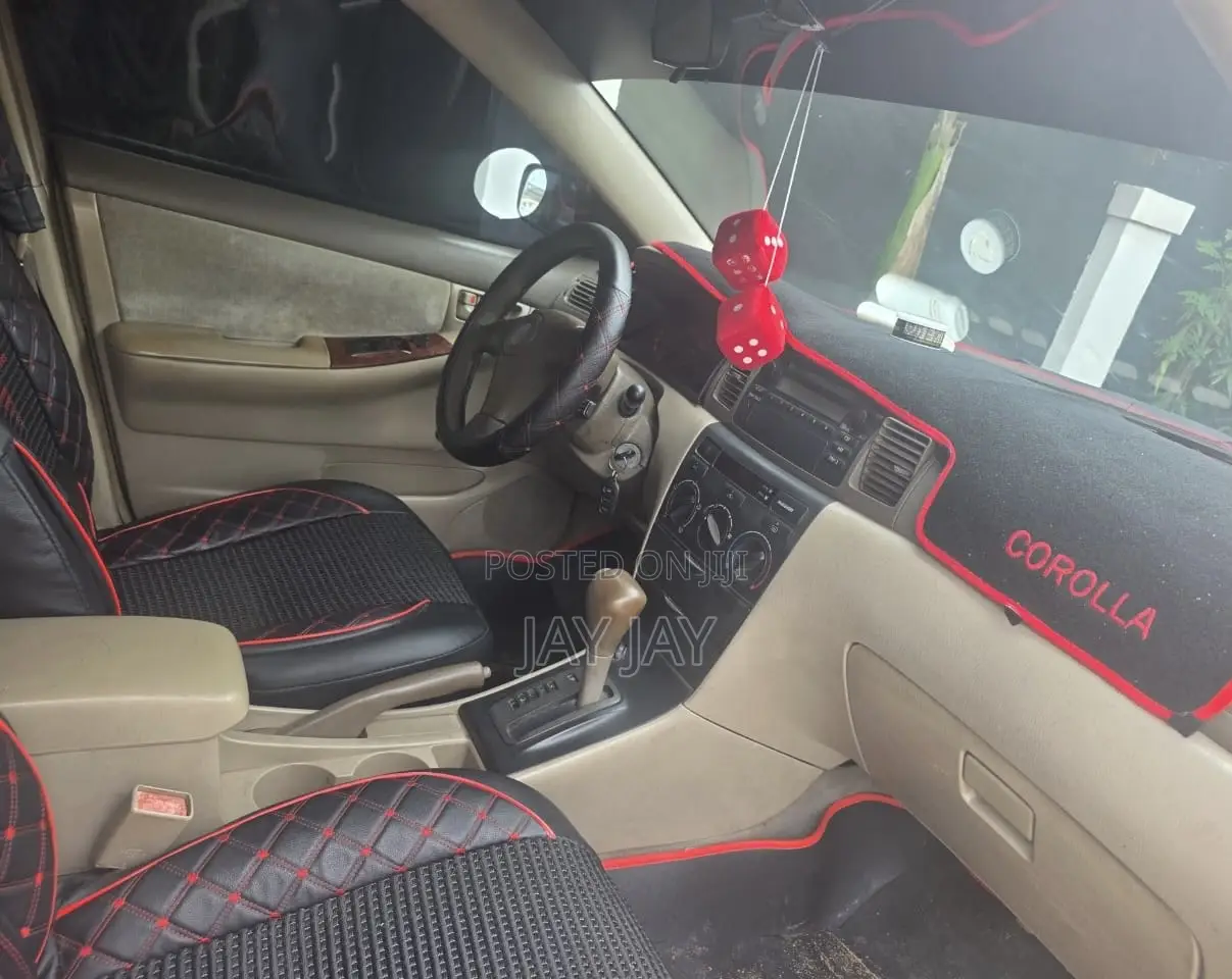 Toyota Corolla 2004 Red