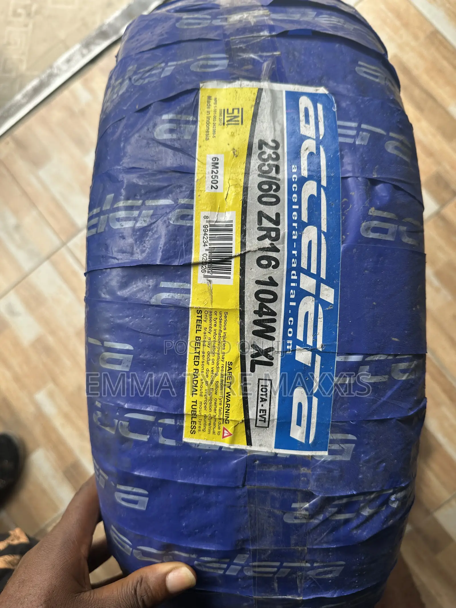 235/60r16 Accelera Tire