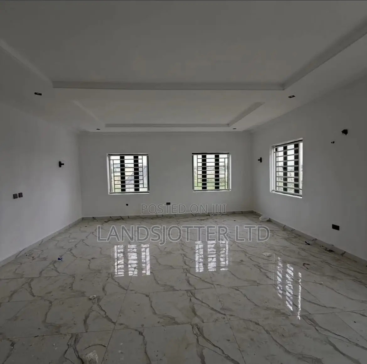 Furnished 4bdrm Duplex in Landsjotter, Life Camp for sale