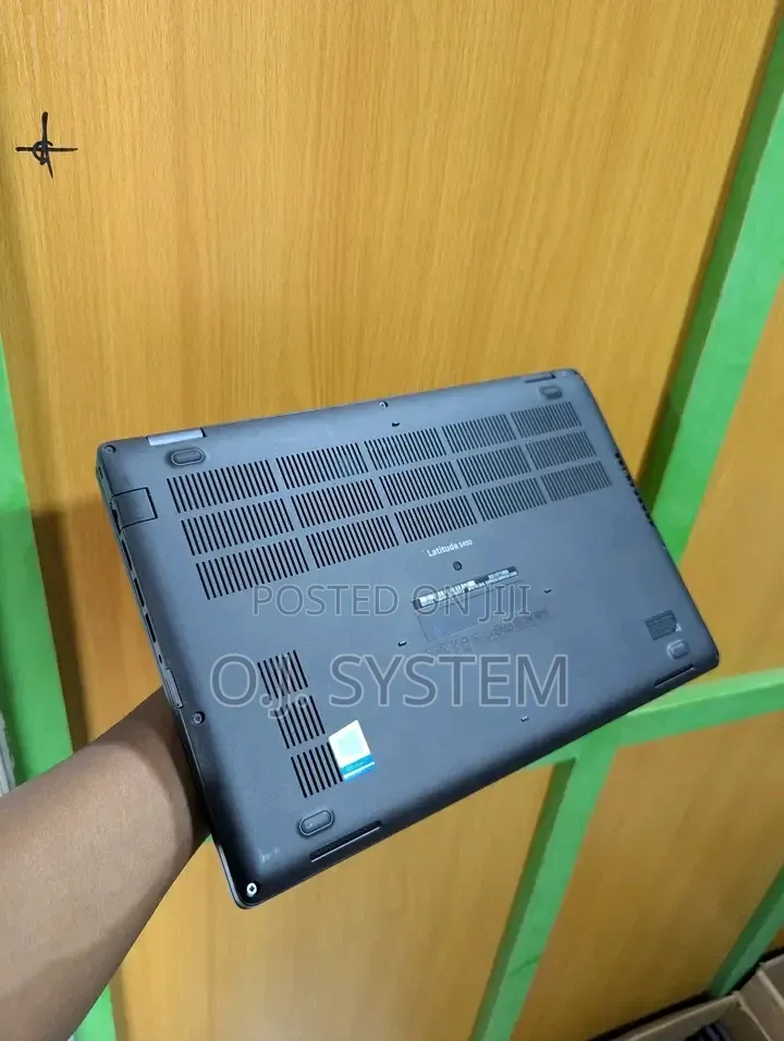 Laptop Dell Latitude 5400 16GB Intel Core i7 SSD 512GB