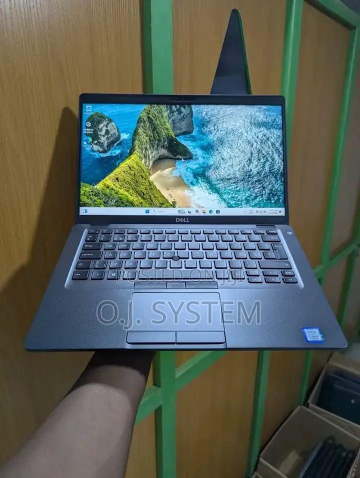Laptop Dell Latitude 5400 16GB Intel Core i7 SSD 512GB
