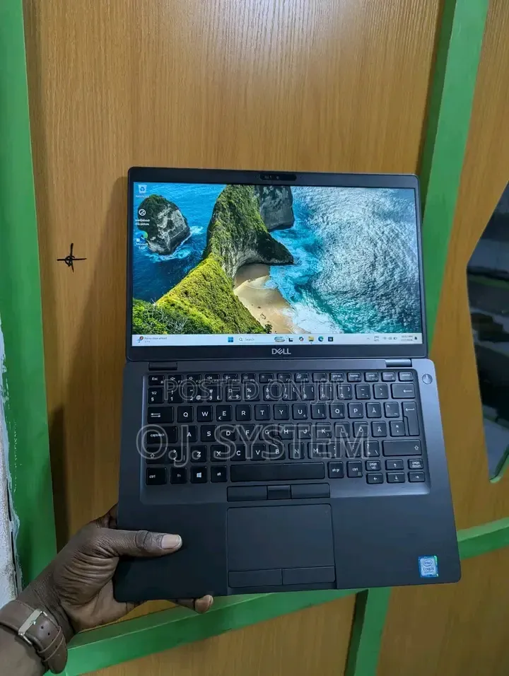 Laptop Dell Latitude 5400 16GB Intel Core i7 SSD 512GB