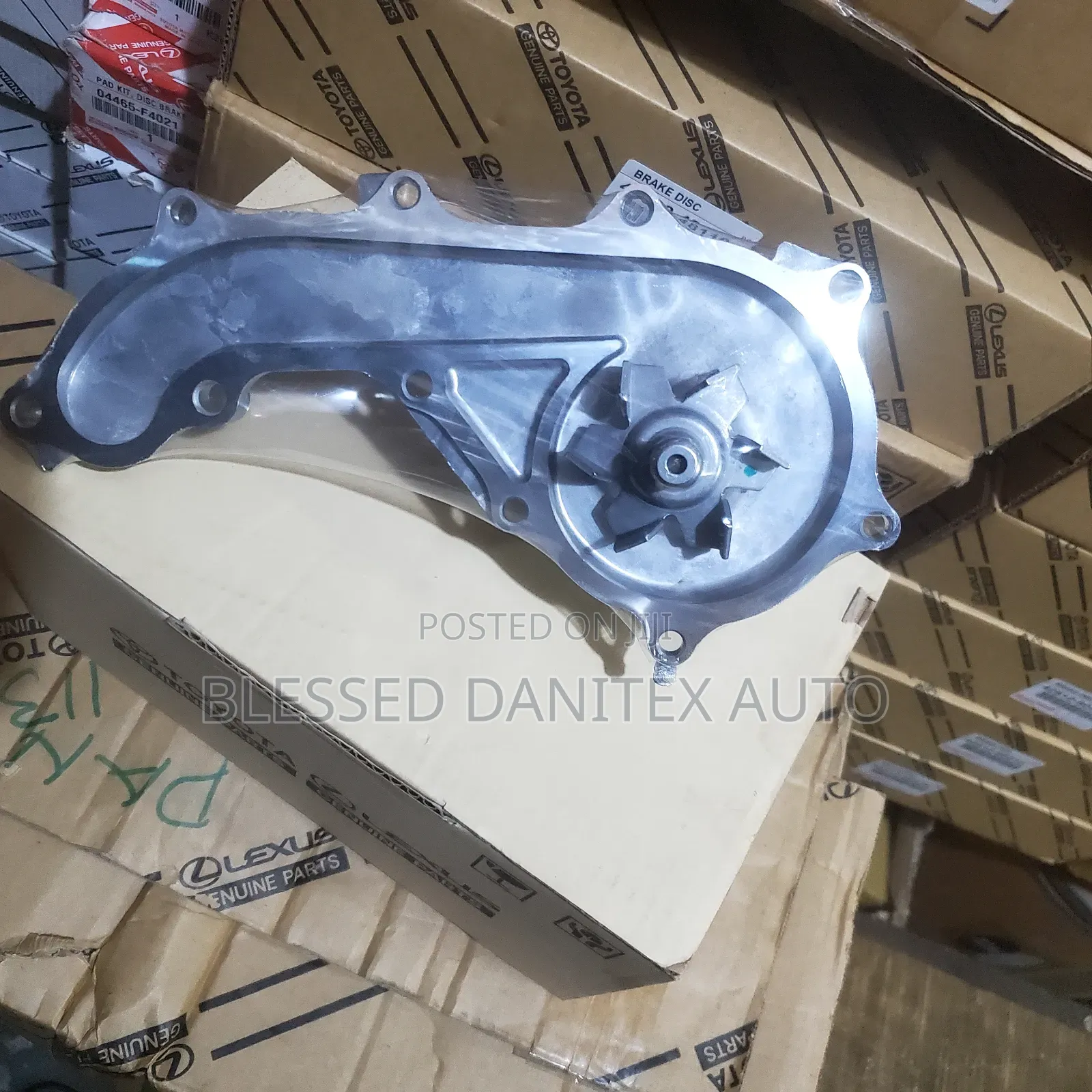 Original Waster Pump Prado 2005/2019