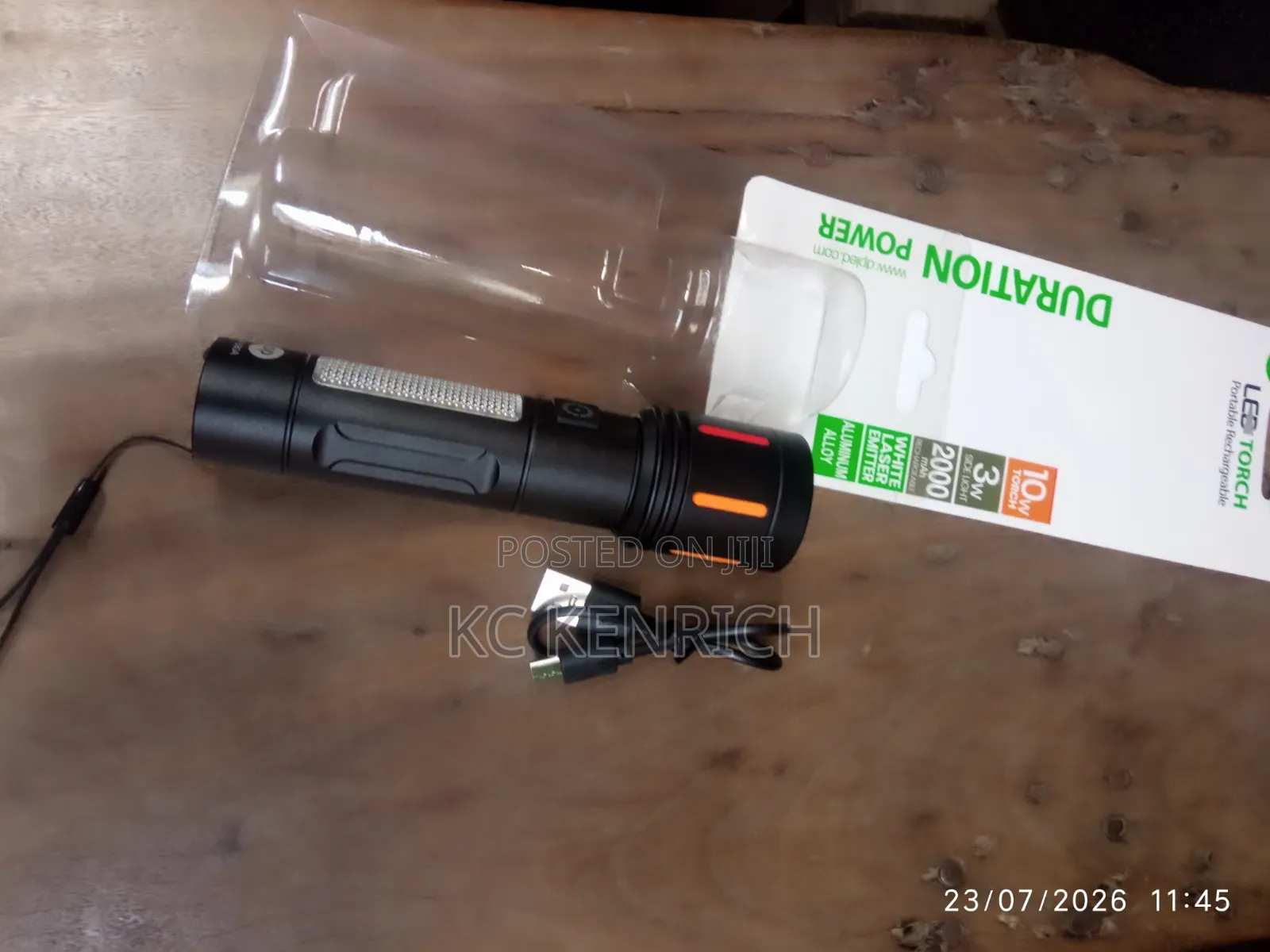 Dp Zoom Torchlight, 10 Watts, 2000mah Rechargeable