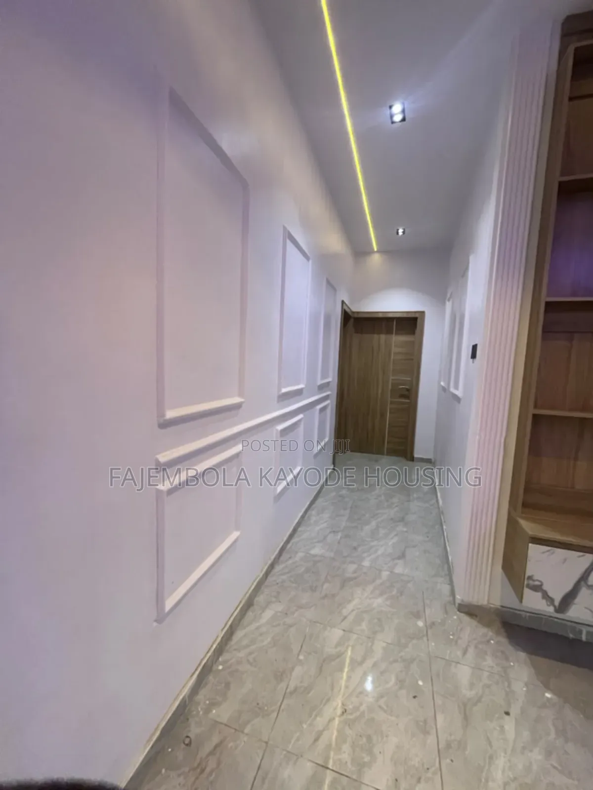 3bdrm Bungalow in Ahoyaya Estate, Jericho for sale
