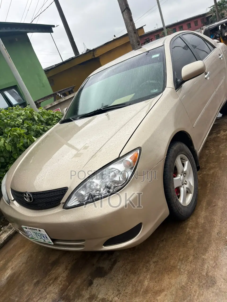 Toyota Camry SE 4rd Sedan (2.4L 4cyl 5M) 2004 Gold