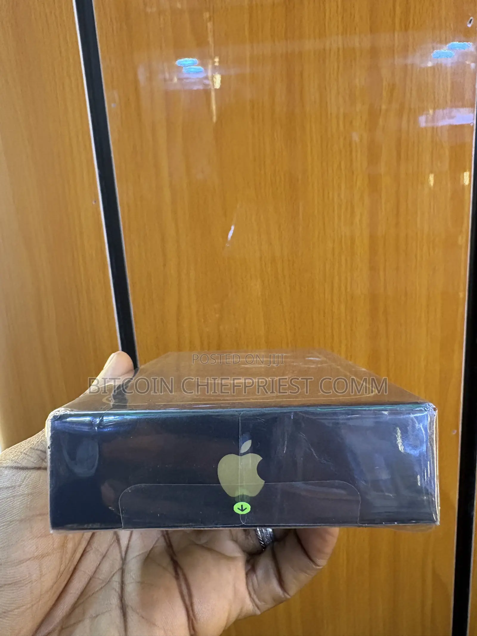 New Apple iPhone 12 Pro Max 128 GB Gold