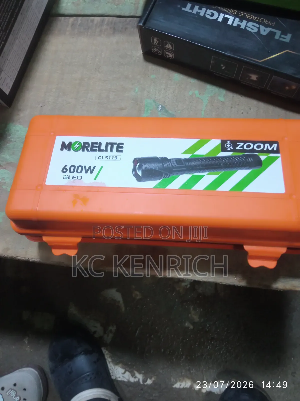 Morelite Zoom and Strobe Torchlight 600 Watts, (Digital) Iron Body