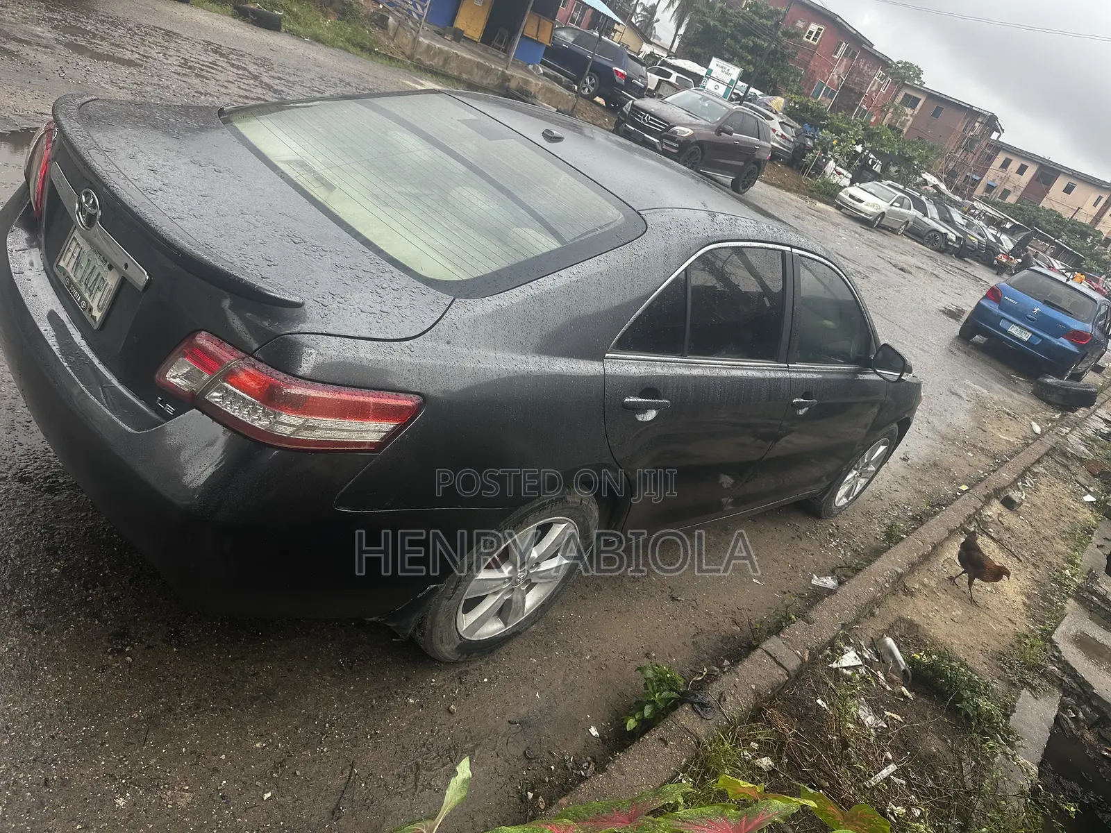 Toyota Camry LE 4dr Sedan (2.5L 4cyl 6AM) 2010 Gray