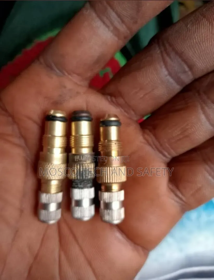 TR218A / TR618A Brass Tire Valve Stem Core Housing