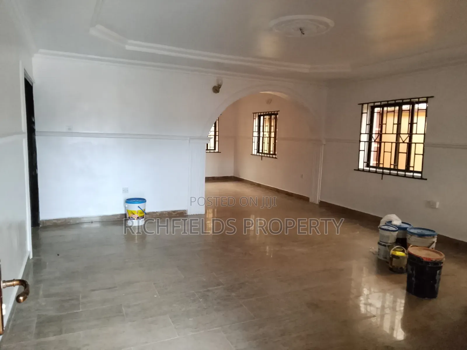 3bdrm Bungalow in Akintonde Road, Obafemi-Owode for rent