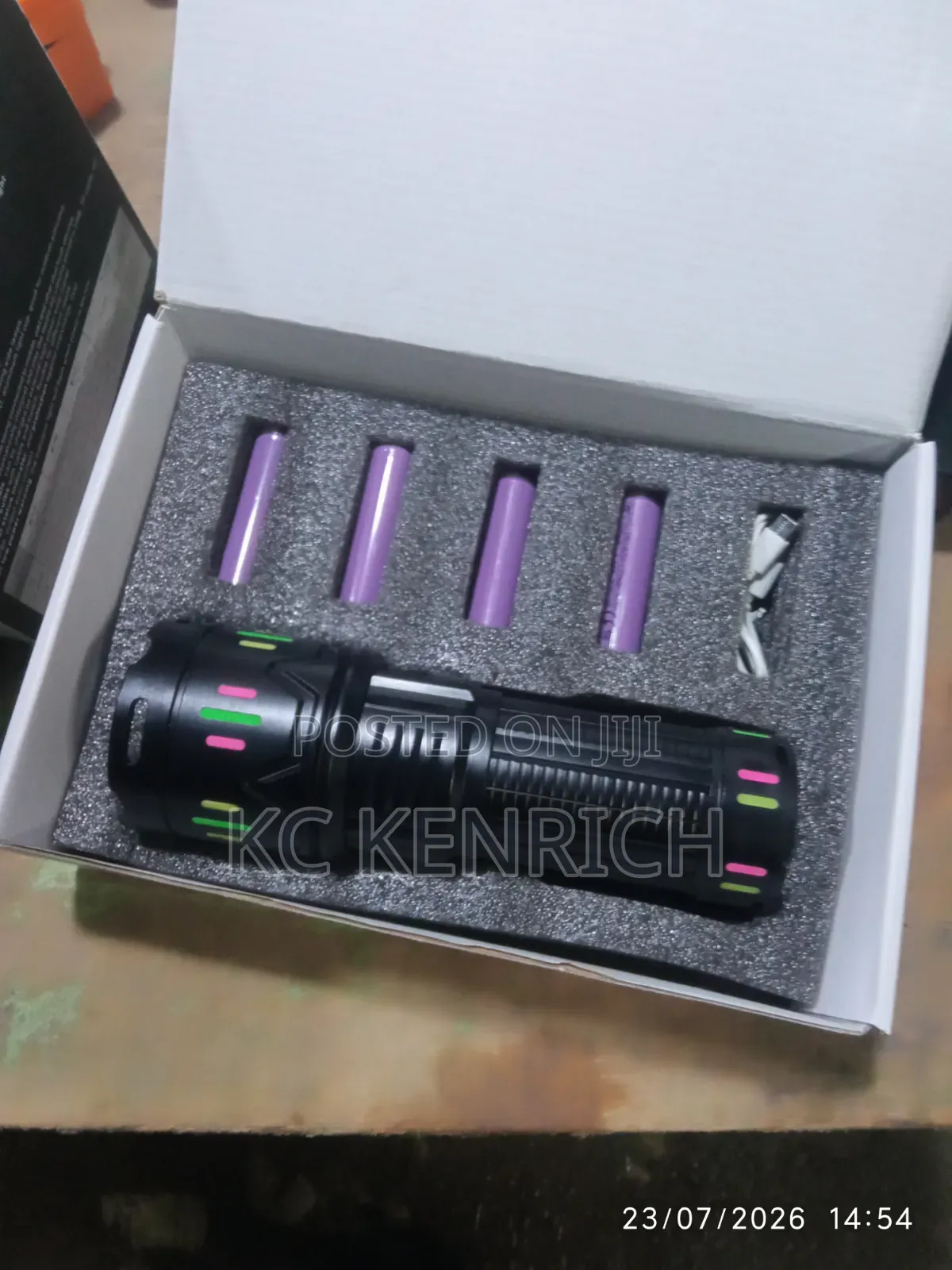 Divers, Underwater Zoom and Strobe Torchlight Rechargeable