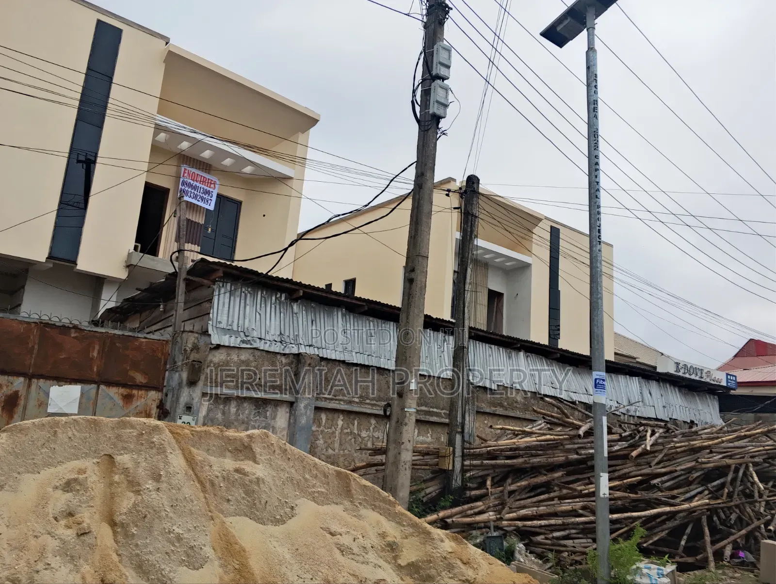 5bdrm Duplex in Omole Estate Phase I, Berger for sale