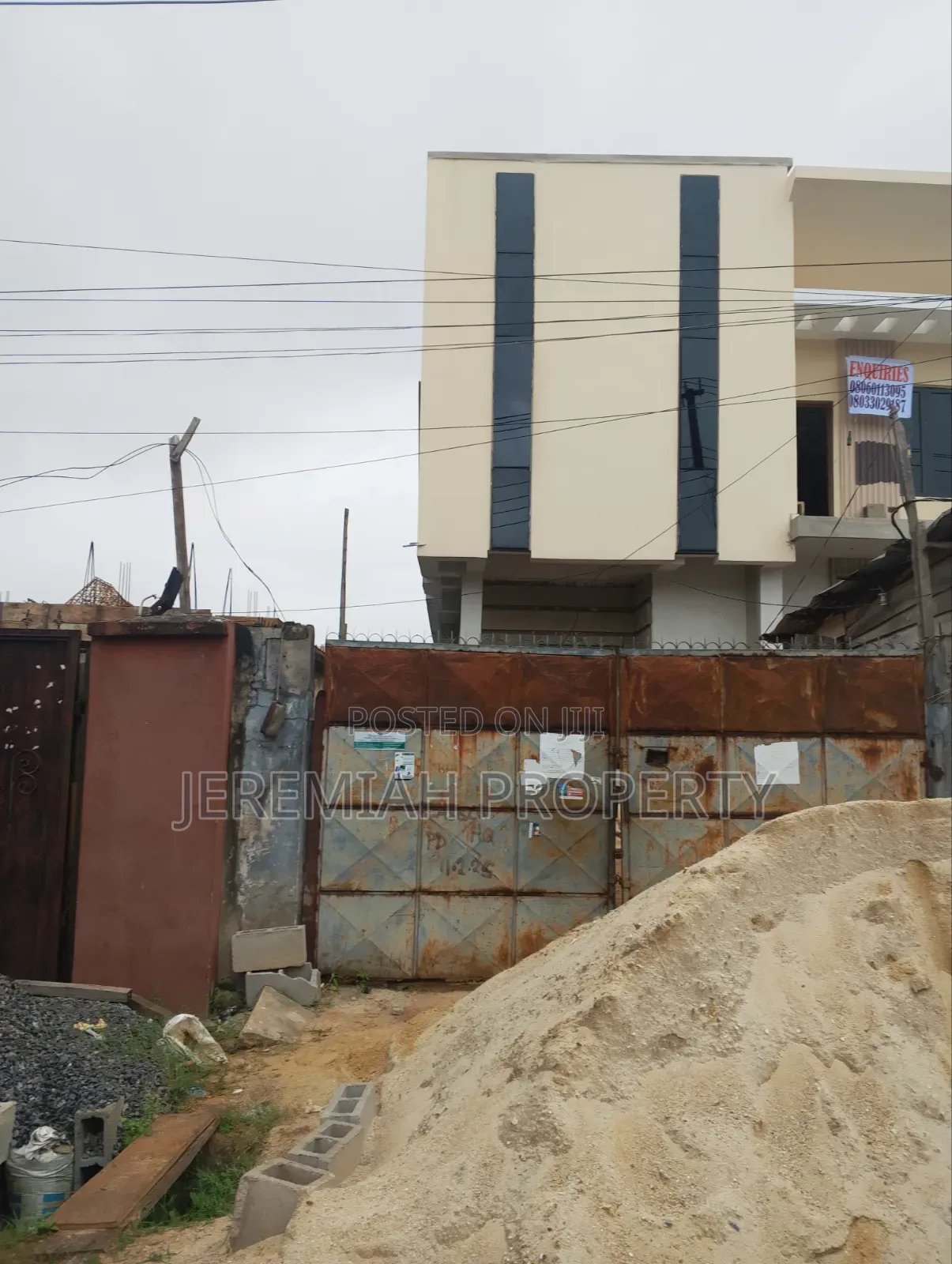 5bdrm Duplex in Omole Estate Phase I, Berger for sale