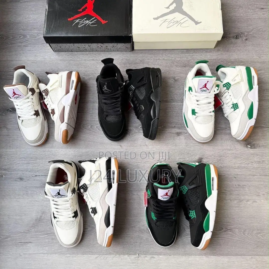 Air Jordan 4 Retro