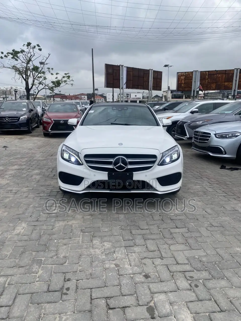 Mercedes-Benz C400 4Matic AWD Sedan (3.0L V6 7A) 2015 White