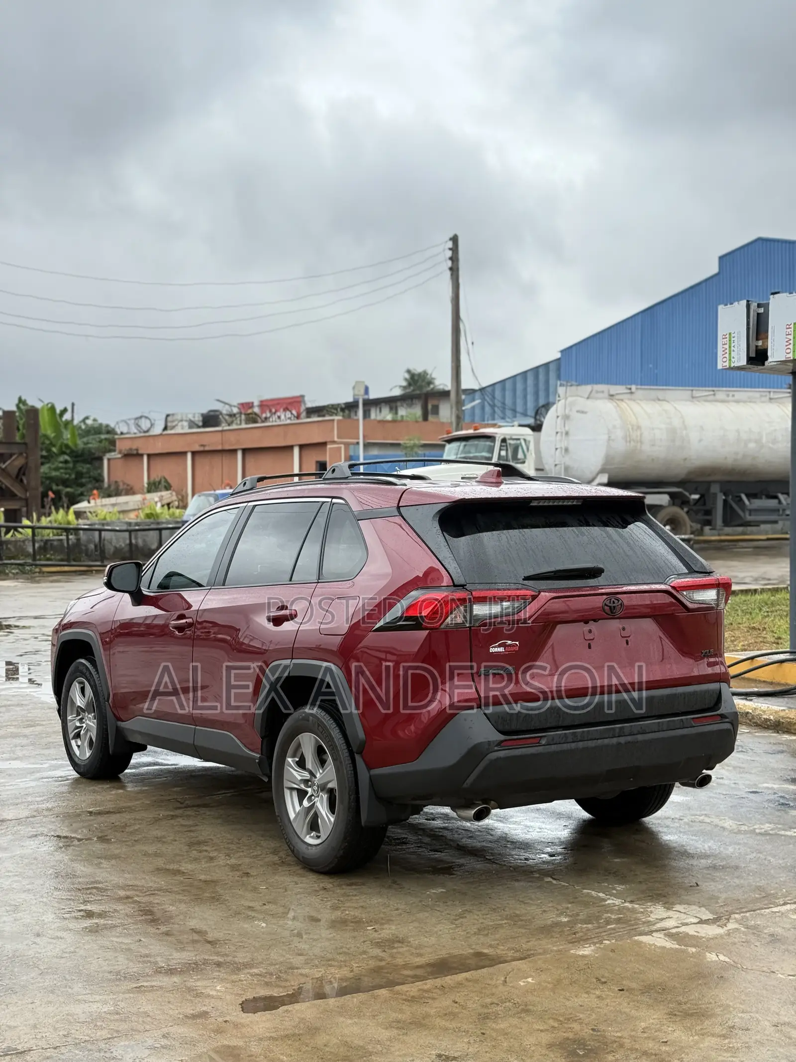 Toyota RAV4 XLE FWD 2024 Burgundy