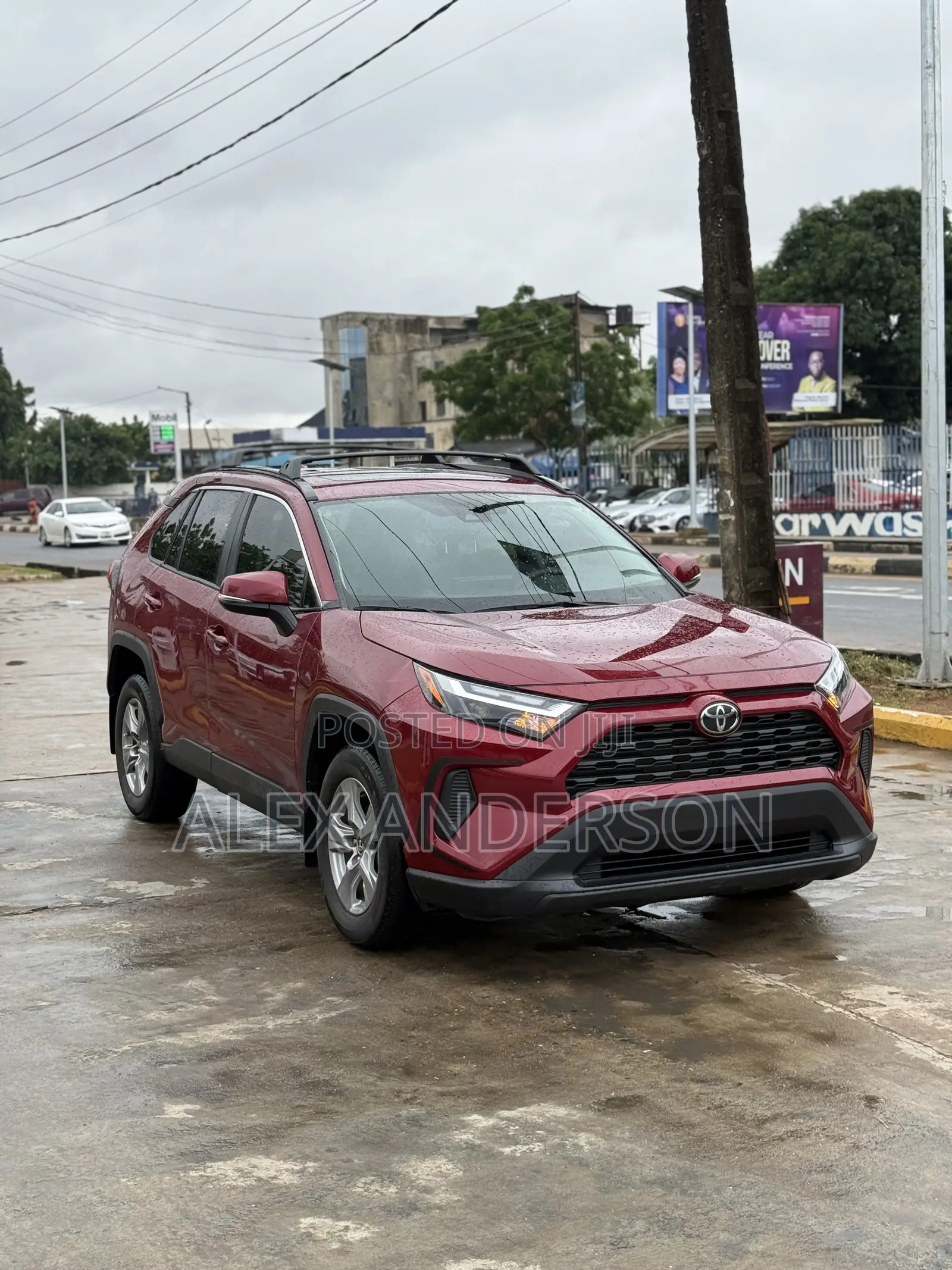 Toyota RAV4 XLE FWD 2024 Burgundy