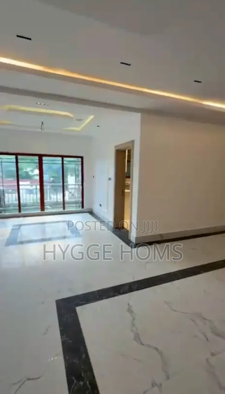 3bdrm Apartment in Banana Island Estate for rent