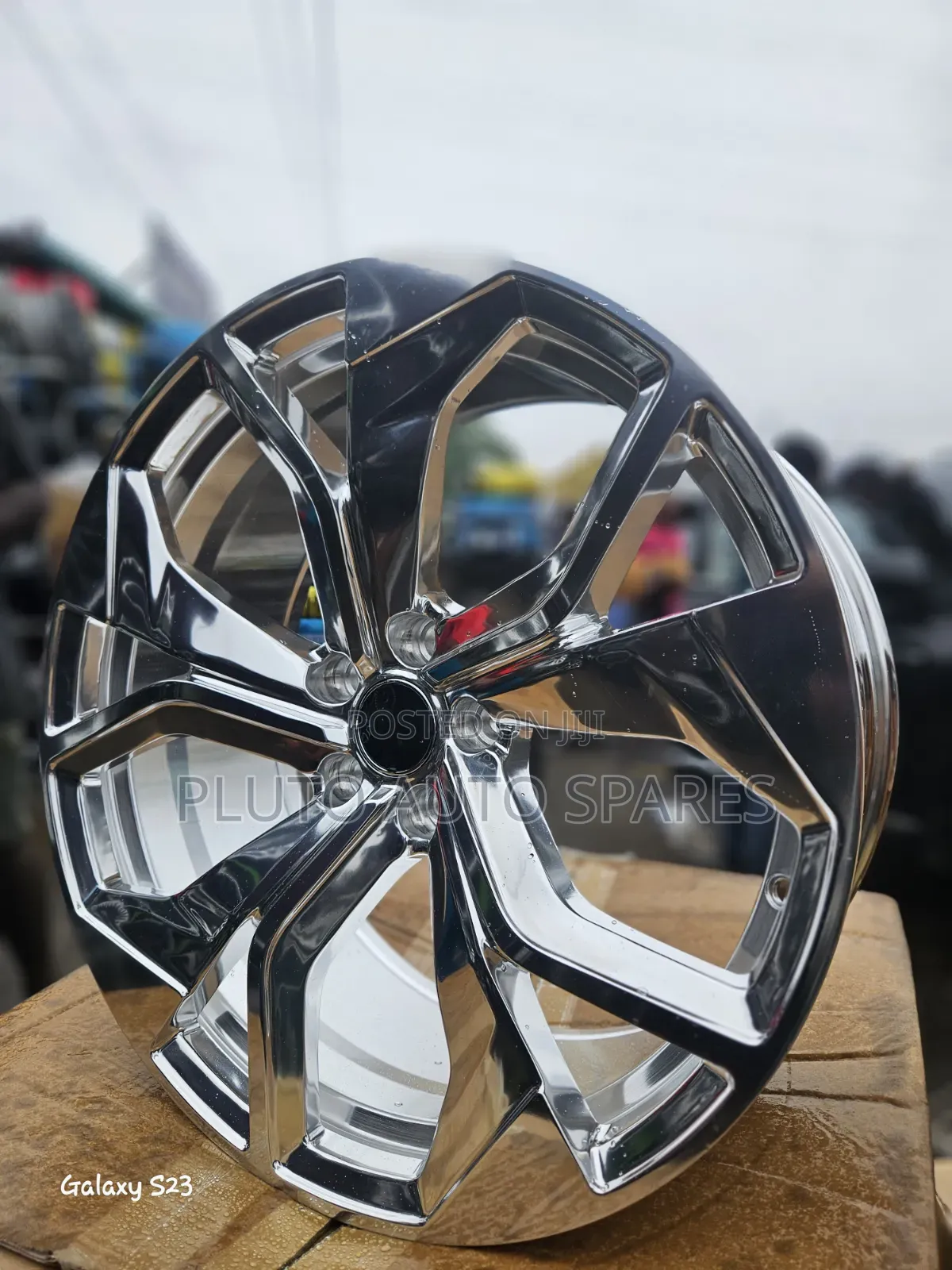 20-Inch Premium Alloy Rims 