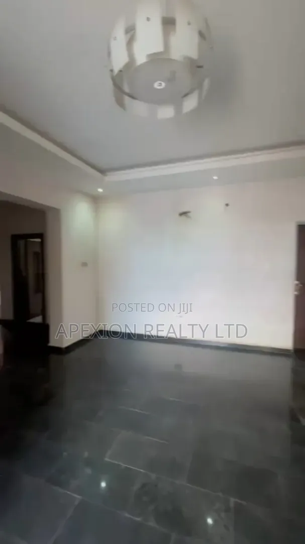 3bdrm Apartment in Lake View Estate for rent