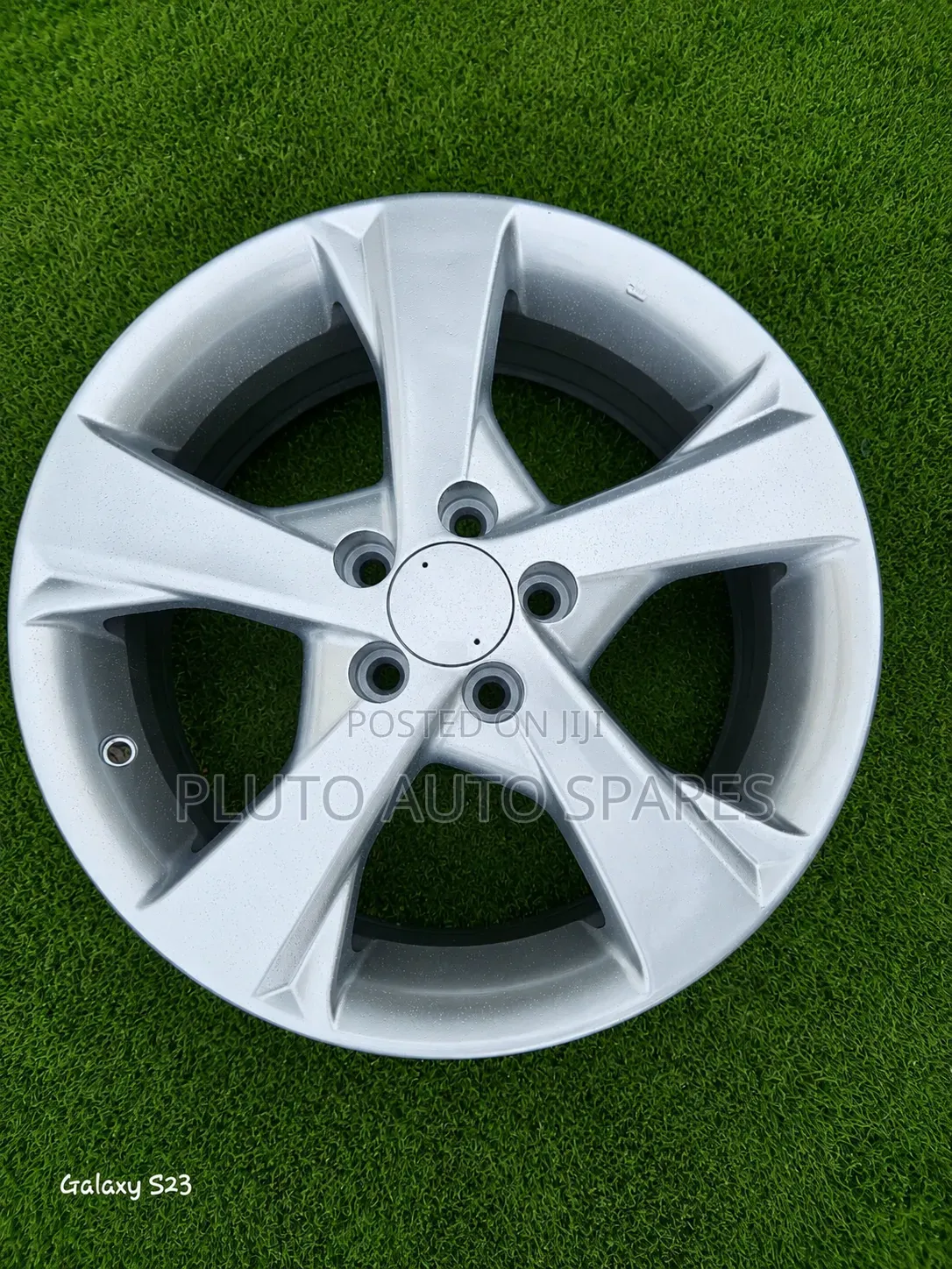 Upgrade Your Toyota Corolla With This Premium 16-Inch Alloy Rim! 