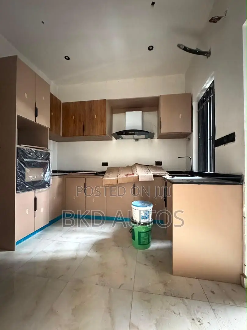 3bdrm Apartment in Opic, Isheri North for sale