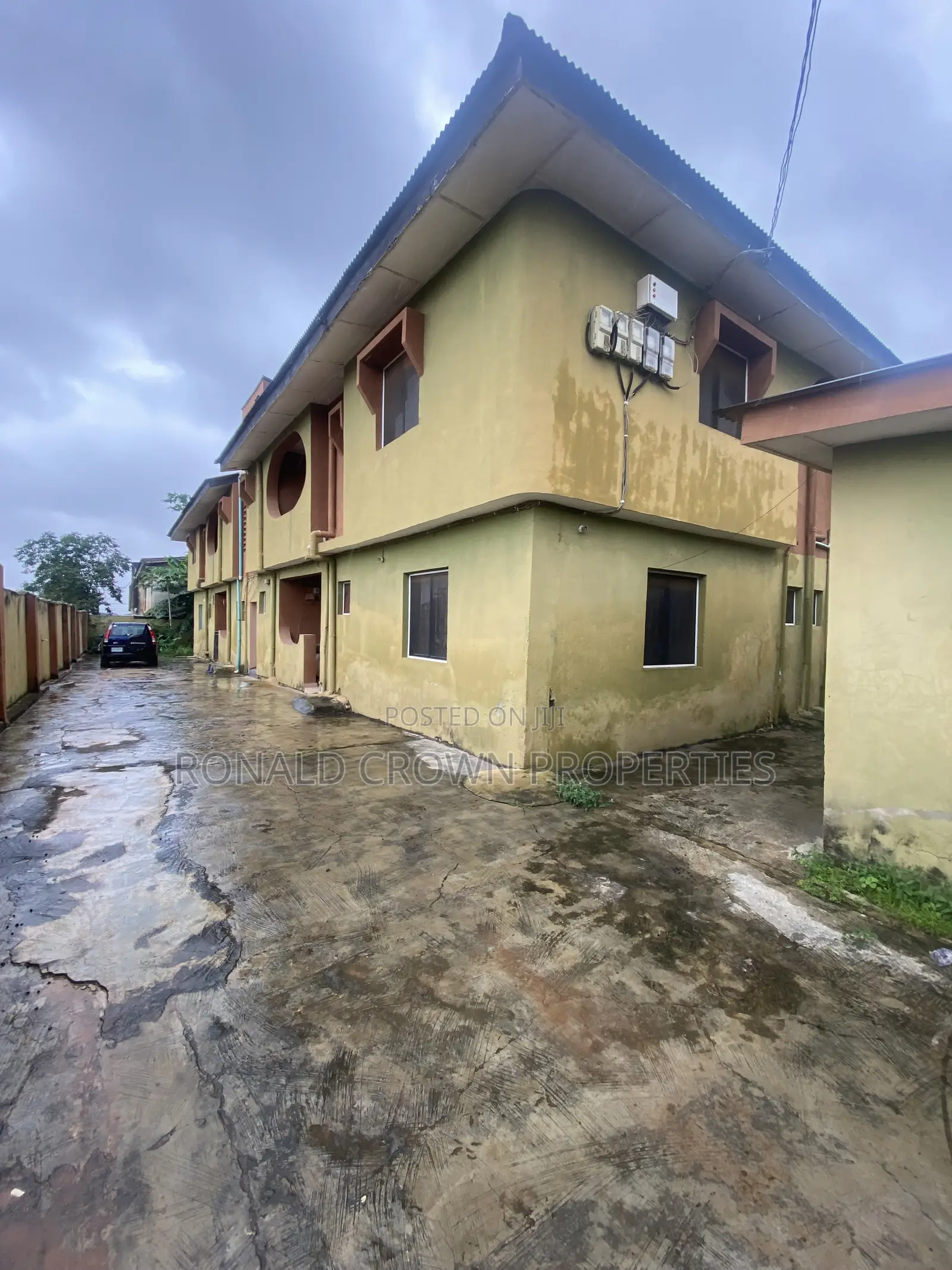 3bdrm Apartment in Bucknor for sale