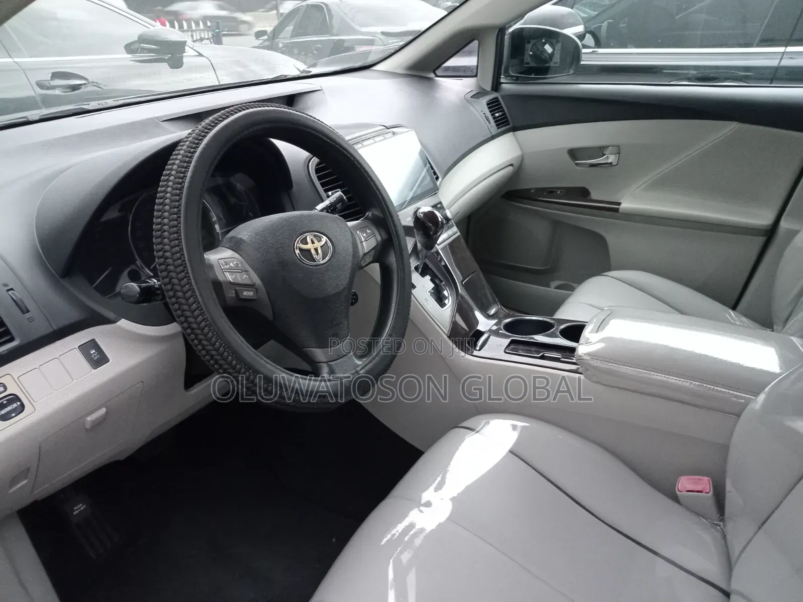 Toyota Venza V6 2011 Gray