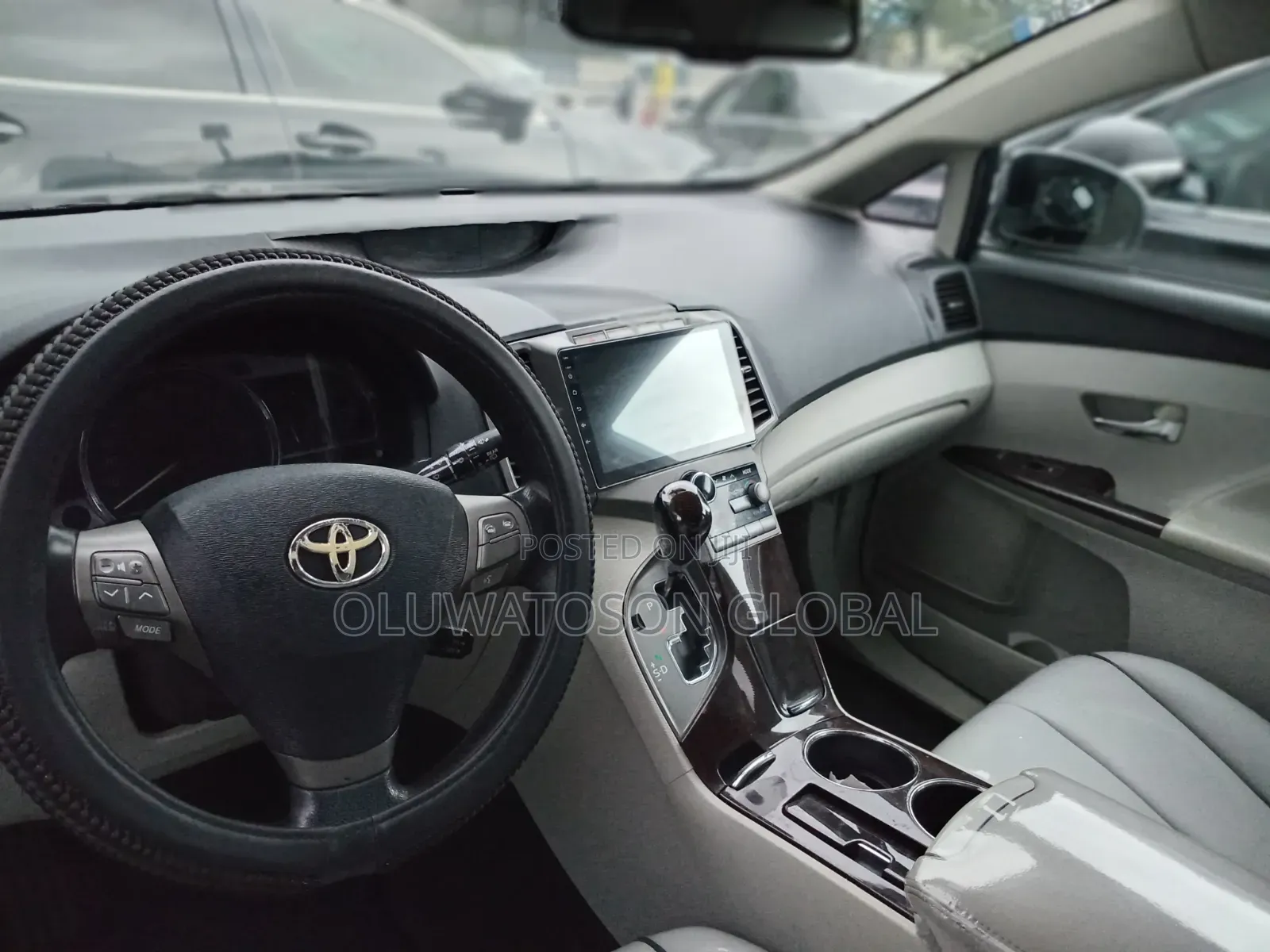 Toyota Venza V6 2011 Gray