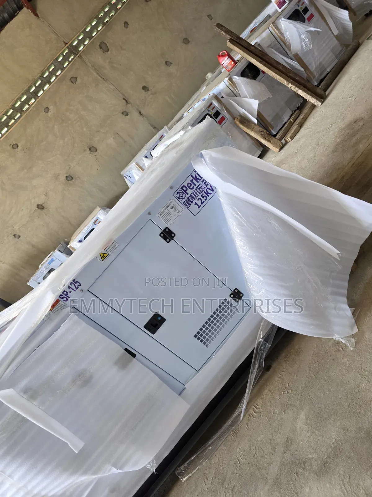 Uk Perkins Diesel Soundproof Gen Sp125kva 2years Wty