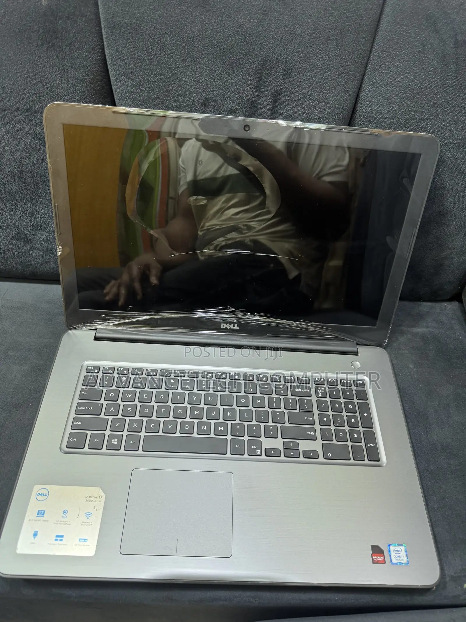 Laptop Dell Inspiron 17 5000 16GB Intel Core i7 SSD 256GB