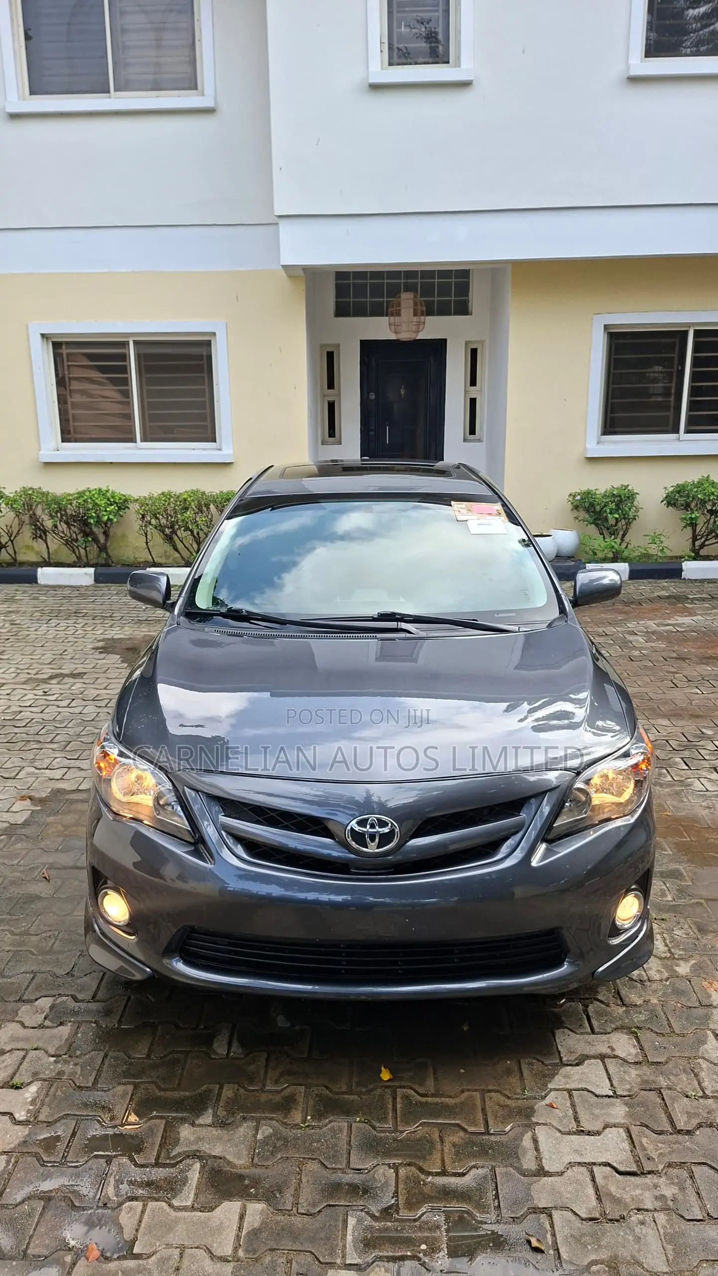 Toyota Corolla S 4dr Sedan (1.8L 4cyl 4A) 2012 Gray
