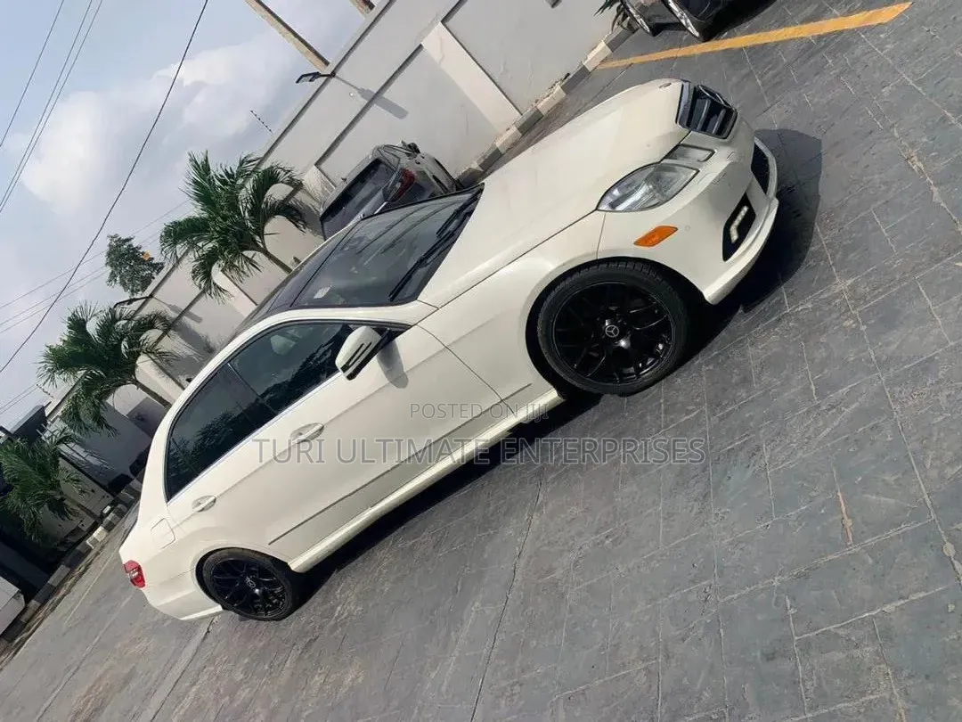 Mercedes-Benz E300 2011 White