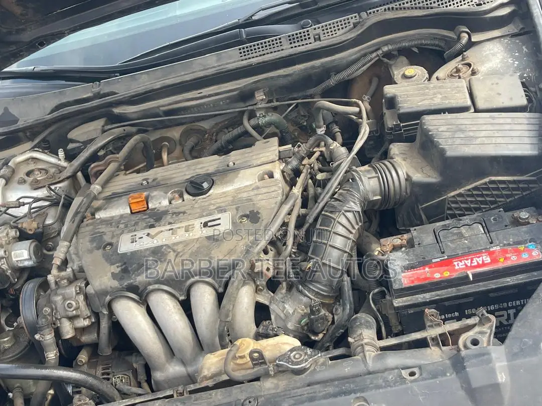 Honda Accord 2005 Silver