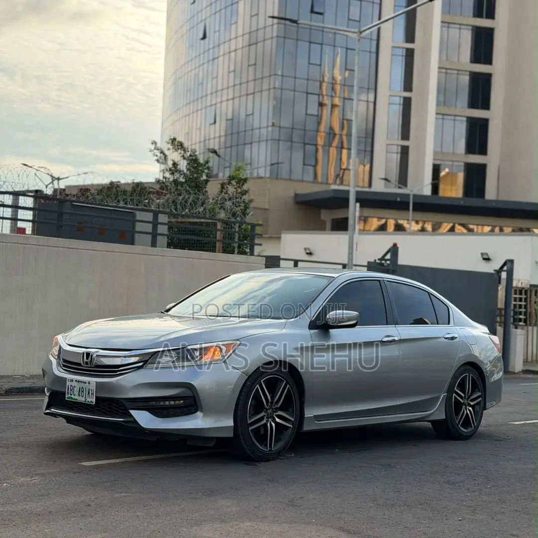 Honda Accord Sport 4dr Sedan FWD (2.4L 4cyl 2A) 2017 Silver