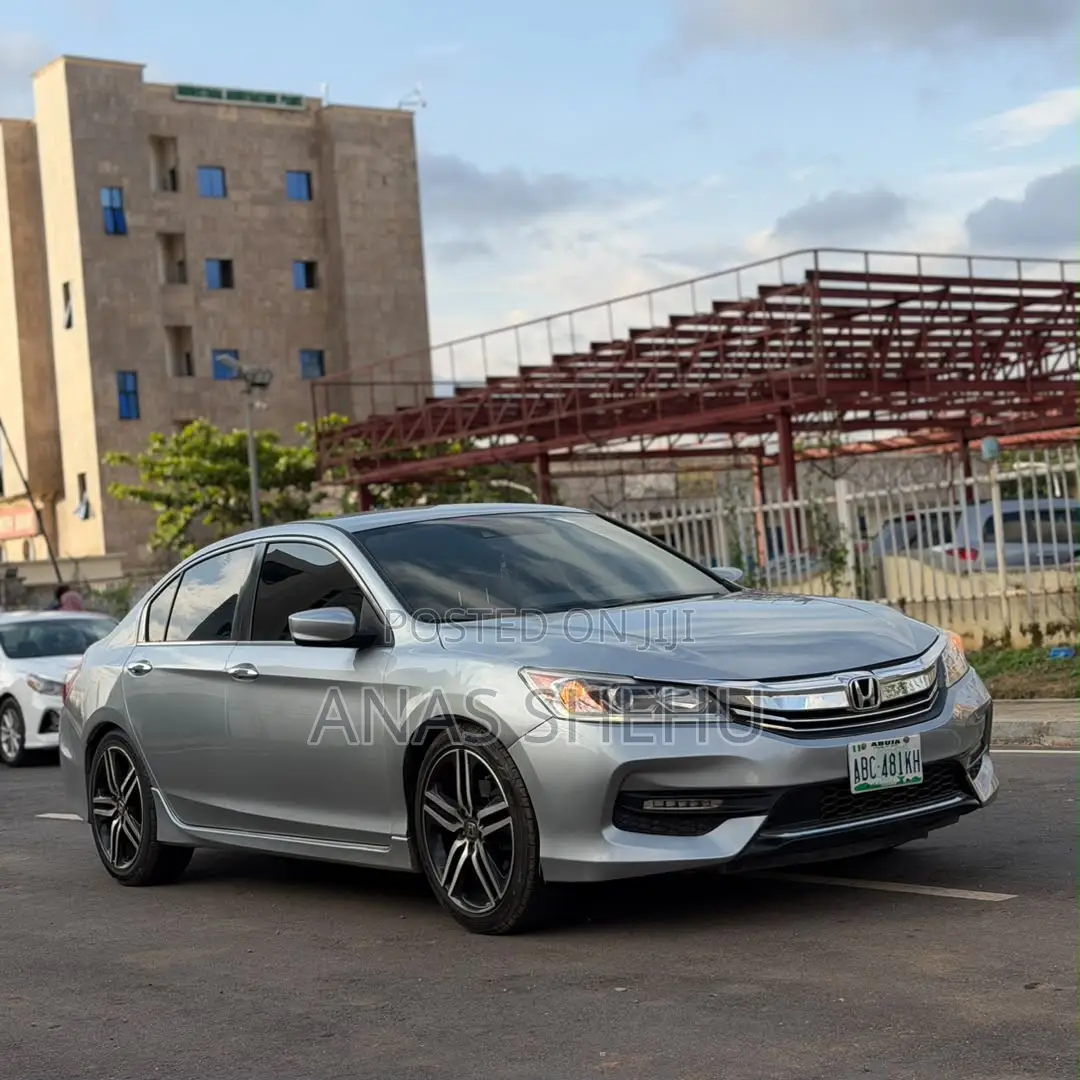 Honda Accord Sport 4dr Sedan FWD (2.4L 4cyl 2A) 2017 Silver