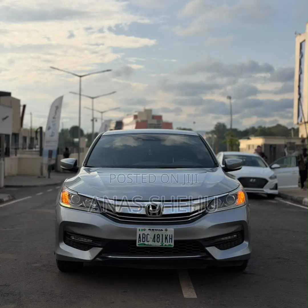 Honda Accord Sport 4dr Sedan FWD (2.4L 4cyl 2A) 2017 Silver